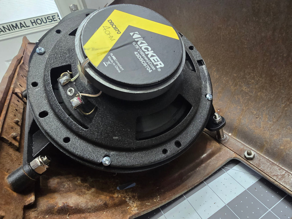 1949-1950 Dash Speaker Adapter for Dual 6.75" Speakers